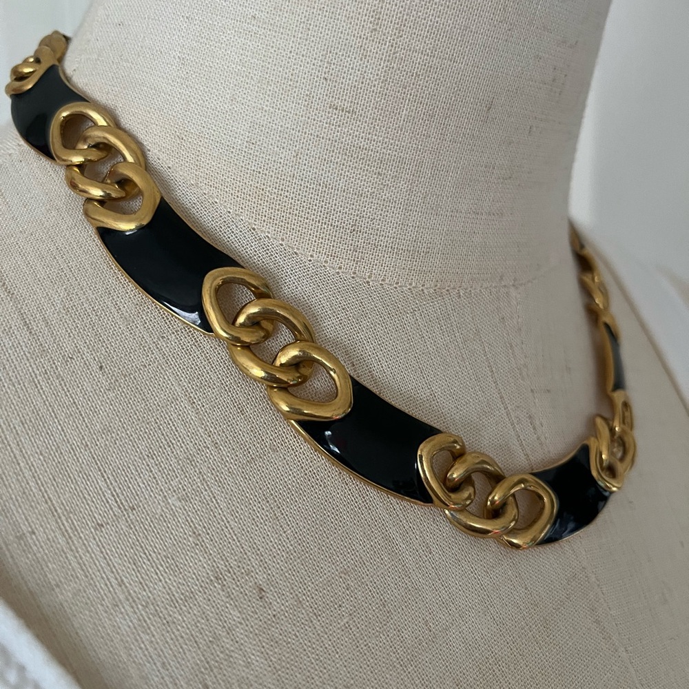 Chic Gold and Black Link Necklace